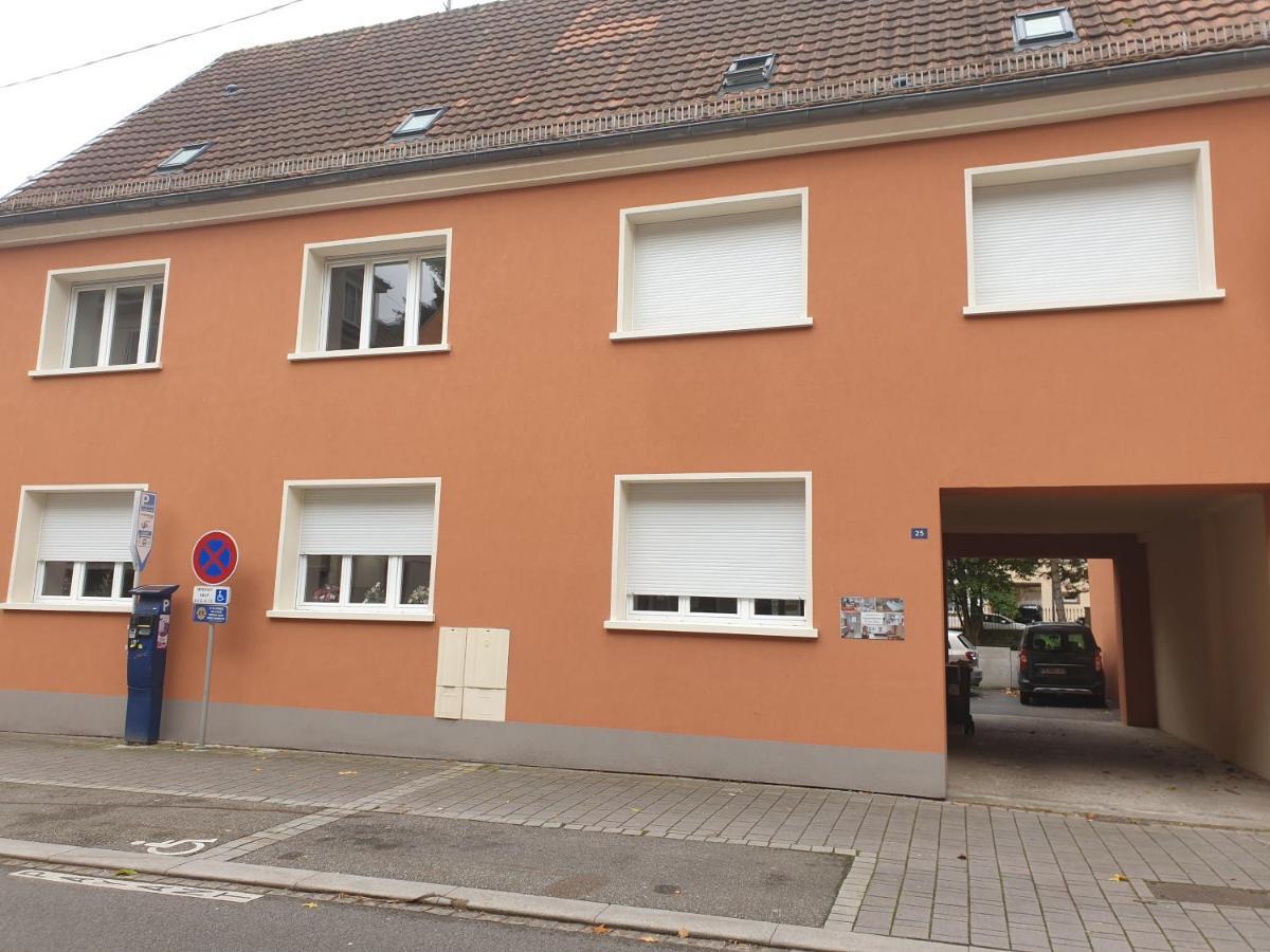Meubles Du 25 N2 F2 Rdc Daire Niederbronn-les-Bains Dış mekan fotoğraf
