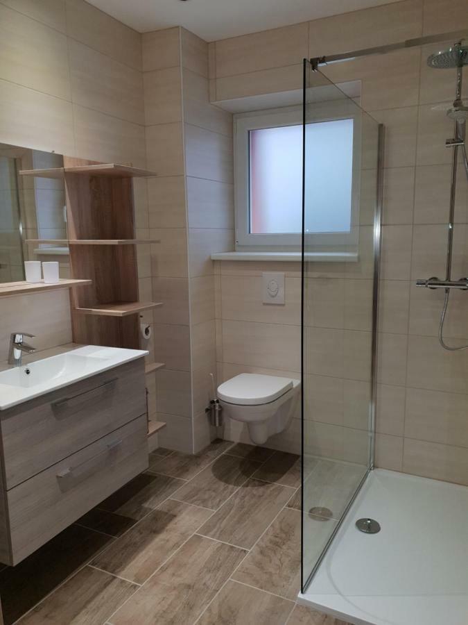 Meubles Du 25 N2 F2 Rdc Daire Niederbronn-les-Bains Dış mekan fotoğraf